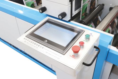 Machine de découpe et de finition