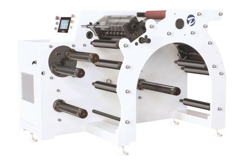 Machine de refendage et de rembobinage